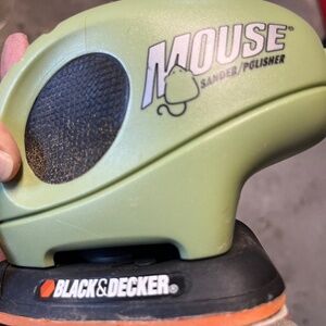 "Mouse" sander/polisher (electric) hand held, with pointed tip